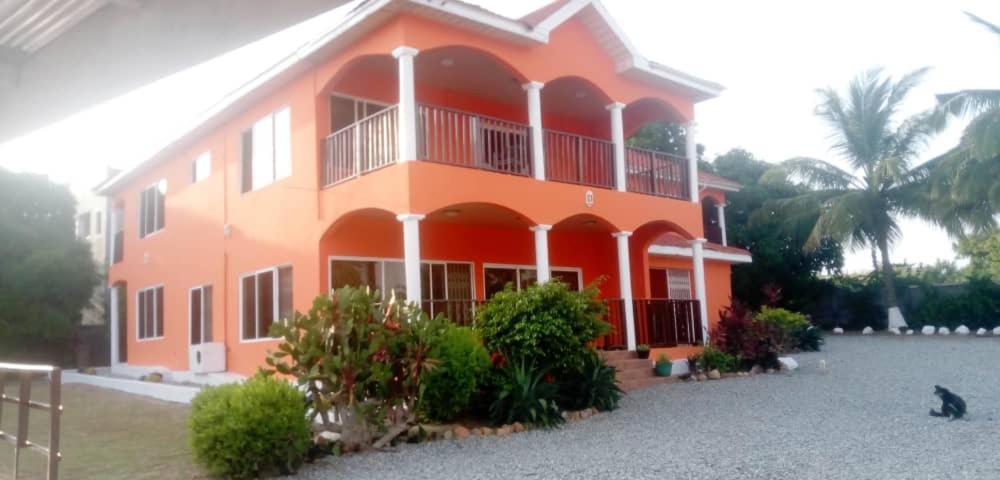 Jamaica Inn Guest House Botianaw Zewnętrze zdjęcie