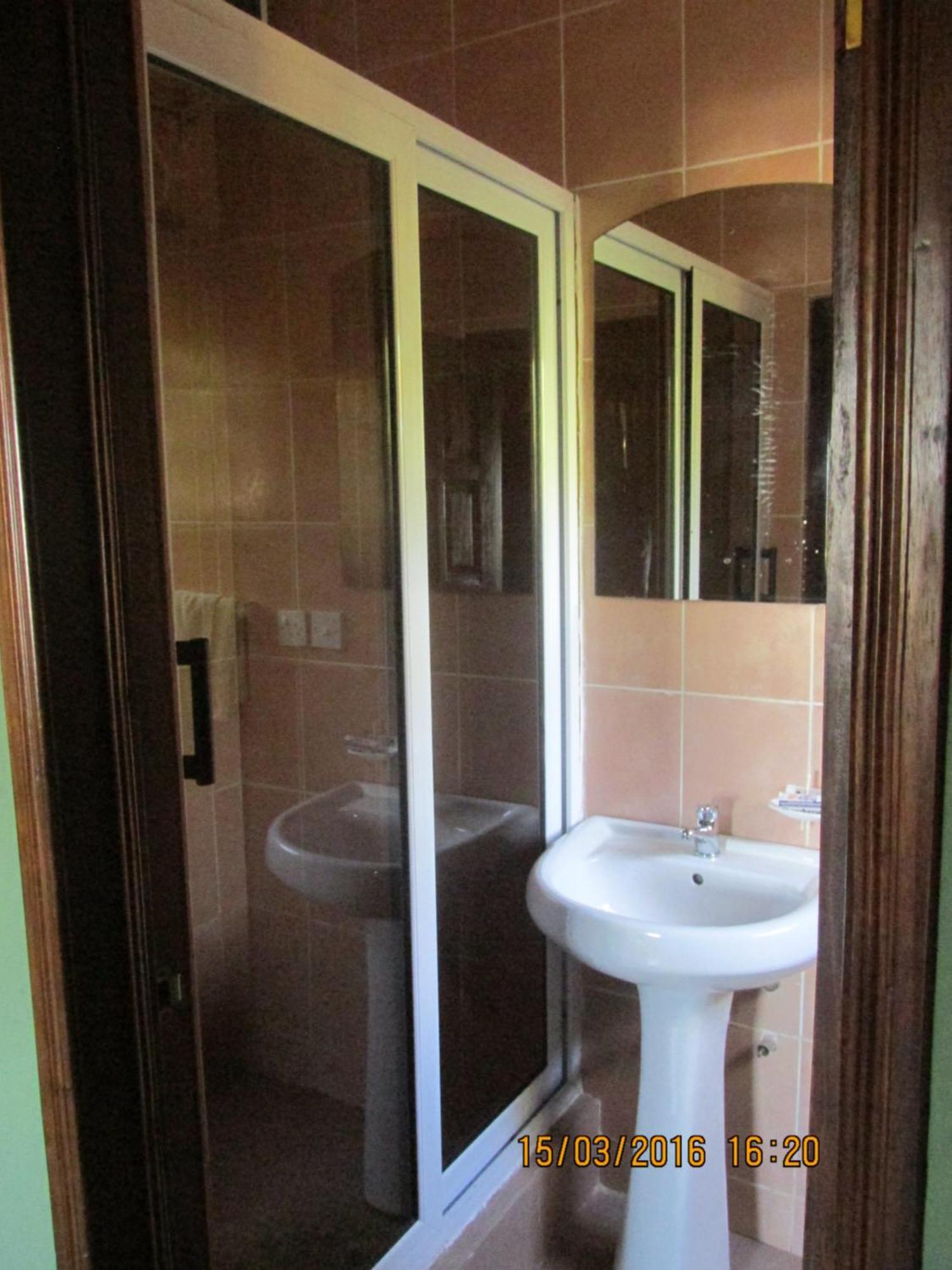 Jamaica Inn Guest House Botianaw Zewnętrze zdjęcie