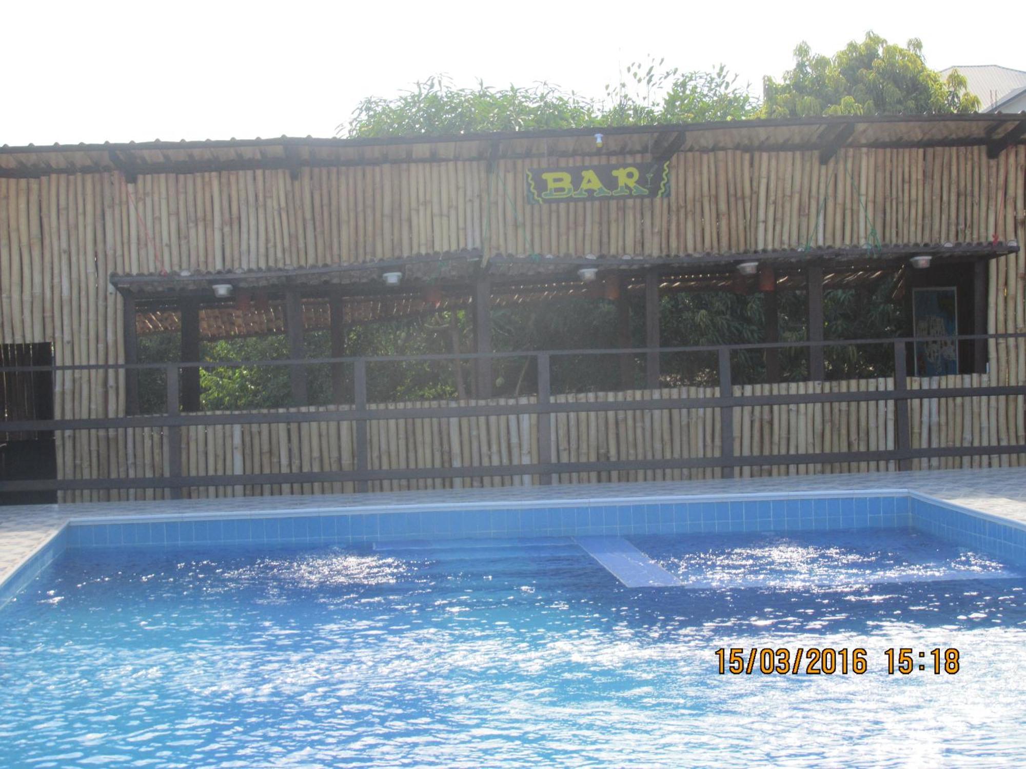 Jamaica Inn Guest House Botianaw Zewnętrze zdjęcie